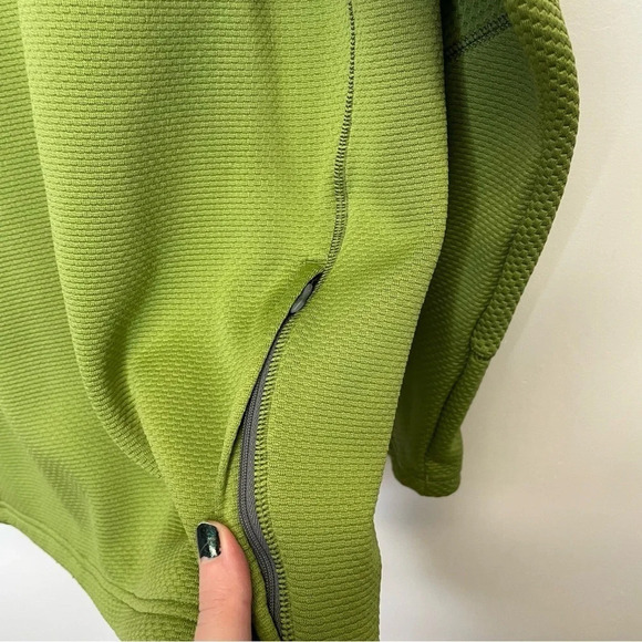 Under Armour Green Quarter Zip pullover Jacket textured all seasons gear - Picture 4 of 8